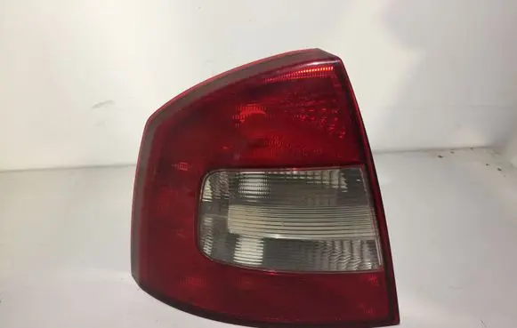 Skoda Octavia Mk2 (1Z) Rear/tail lights 1Z5945095B