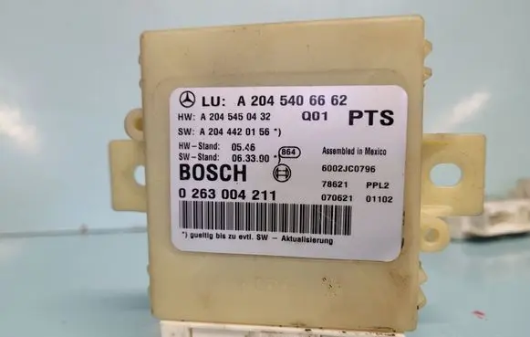 Mercedes-Benz C W204 Parking PDC control unit/module A2045406662