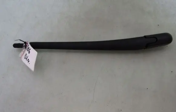 Peugeot 206 Rear wiper blade arm