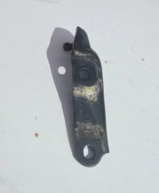 BMW X2 F39 Shock absorber/damper mounting bracket 7423845
