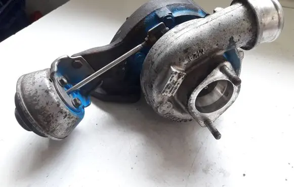 Honda FR-V Turbo 18900RMAE01