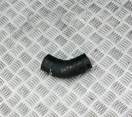 Intercooler hose/pipe