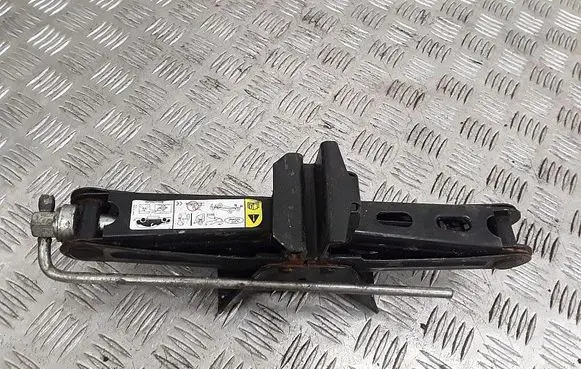 Ford Kuga III Tool set AY1117080AA