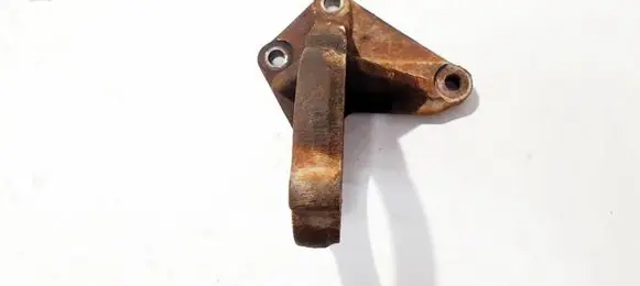 Nissan Primera Engine mounting bracket ad210