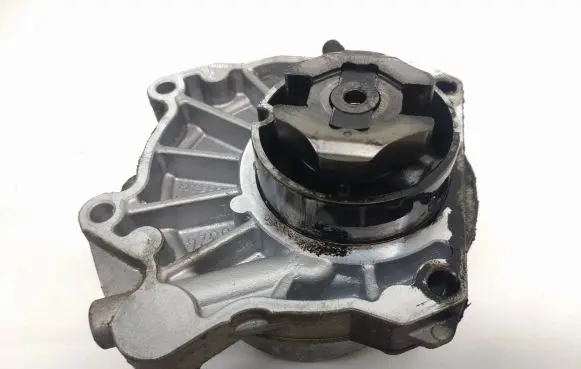 Alfa Romeo 159 Vacuum pump 55205446
