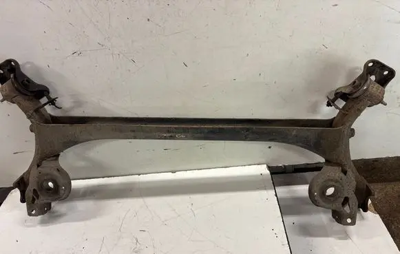 Peugeot 308 SW Rear beam 