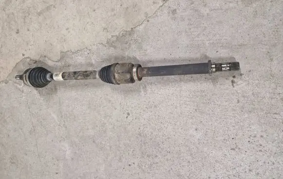 Renault Laguna III Front driveshaft 8200934677
