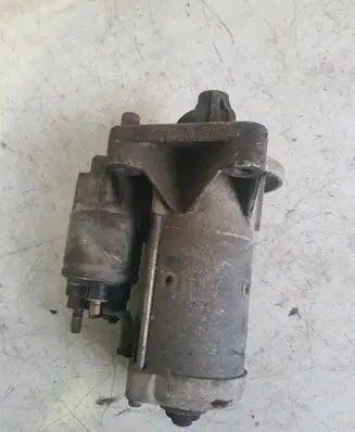 Ford Focus Starter motor AV6N11000GC