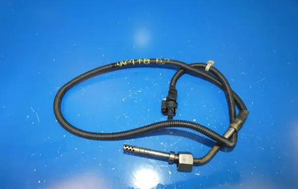Mercedes-Benz A W176 Exhaust gas temperature sensor A0009058501