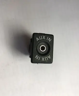 Volkswagen Touran II AUX in-socket connector 5M0035724
