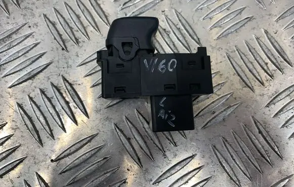 Volvo V70 Electric window control switch 8685288