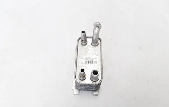 Volvo XC60 Oil filter mounting bracket