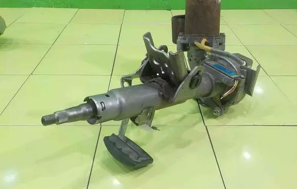 Toyota Prius (XW20) Power steering pump 16AB131