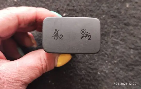 Opel Antara Passenger airbag on/off switch 299100140 299100139