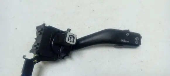 Volkswagen Touran I Wiper control stalk 1K0953519A