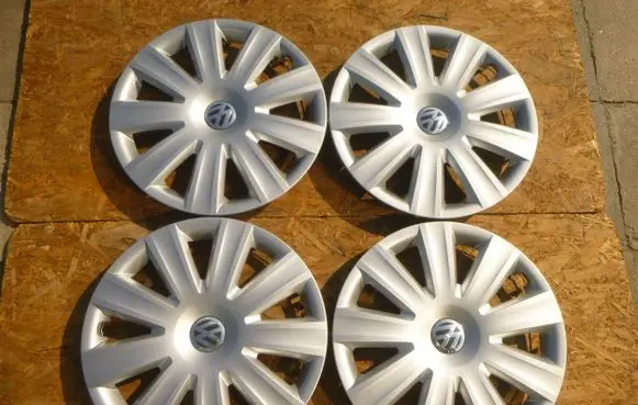 Volkswagen Sharan R16 wheel hub/cap/trim 7N0601147