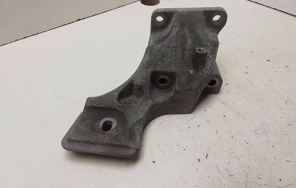 Land Rover Range Rover Sport L320 Engine mounting bracket 4H226037AA C9A2A