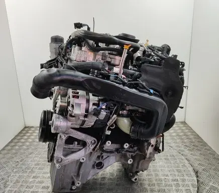 Jaguar F-Pace Engine PT204