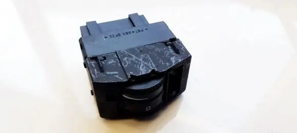 Audi A6 S6 C5 4B Headlight level height control switch 4b0919094 04052205