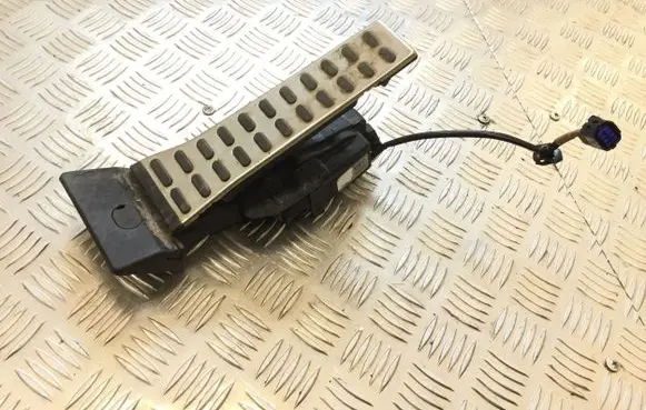 KIA Sportage Accelerator throttle pedal 32700C5130