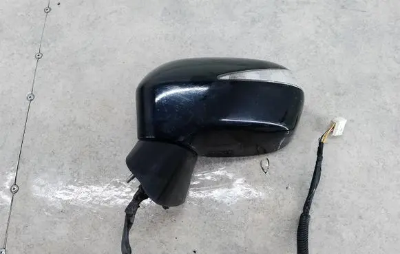 Honda Civic Front door electric wing mirror 