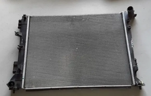 Hyundai Tucson TL Coolant radiator 25310D7500