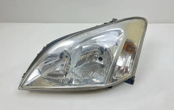 Toyota Corolla E120 E130 Headlight/headlamp 89007169 81170C2160