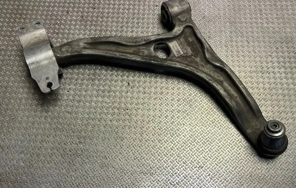 Mercedes-Benz A W177 Front lower control arm/wishbone 2473307602 2021750862