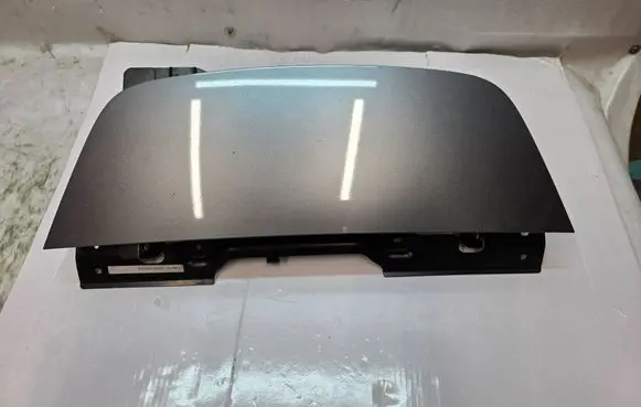 Nissan Leaf I (ZE0) Electric car charge socket cover 564848948684 657015SH3