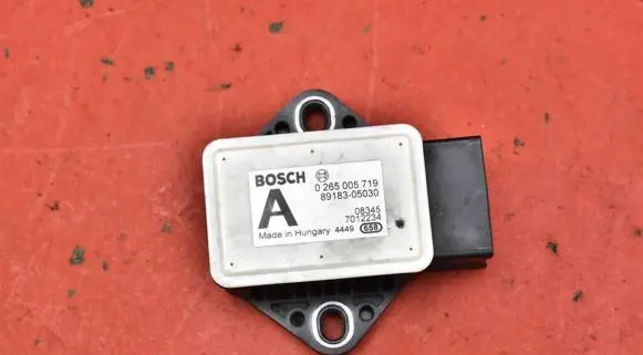 Toyota Avensis Verso Sensor 89183-05030