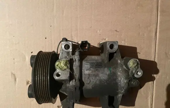 Nissan Navara D40 Air conditioning (A/C) compressor (pump) 92600EB70A