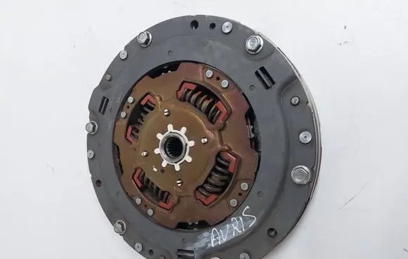 Toyota Auris E180 Clutch set kit 6I153062