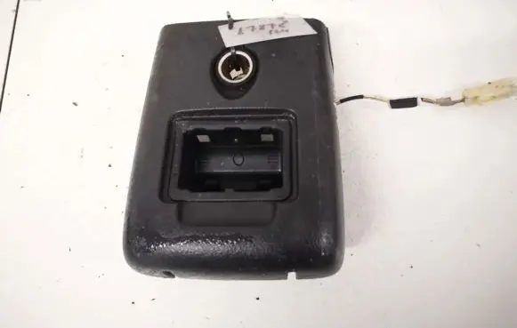 Toyota Avensis T250 Cigarette lighter 5892305020 58923-05020