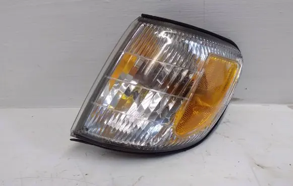 Front indicator light