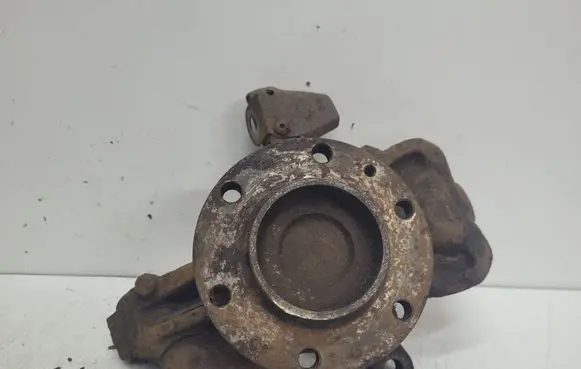 Volkswagen Crafter Front wheel hub