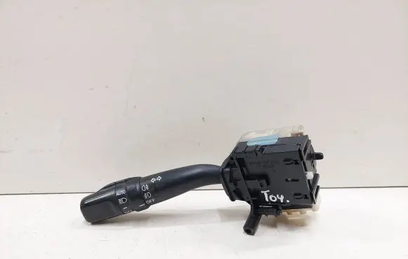 Toyota Avensis T250 Indicator stalk 173650