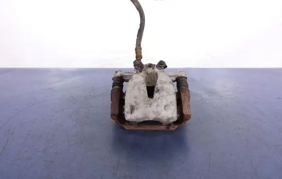 Toyota Corolla Verso E121 Rear brake caliper 