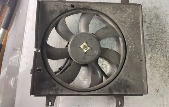 Hyundai Matrix Electric radiator cooling fan F00s3a2190