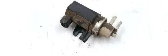 Audi A4 S4 B5 8D Turbo solenoid valve 1H0906627