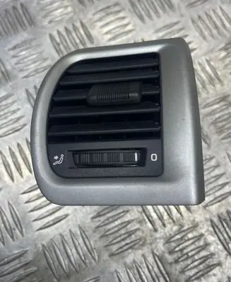Skoda Roomster (5J) Dashboard side air vent grill/cover trim P0116004 T0028474 5J0819702