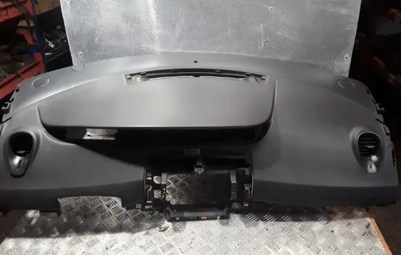 Renault Scenic II - Grand scenic II Dashboard IVJG82810252 8200706150
