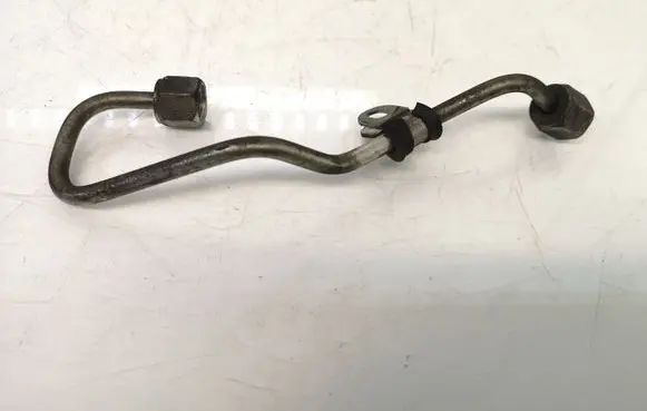 Volkswagen PASSAT B6 Fuel main line pipe