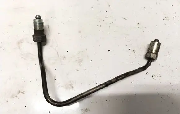 Toyota Avensis Verso Fuel line pipe 