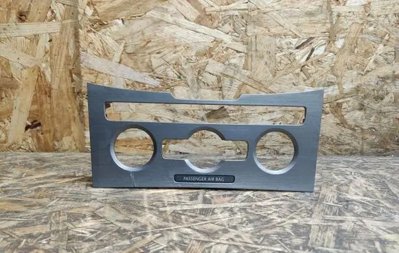 Volkswagen PASSAT B7 Climate control/heater control trim 3C8863100