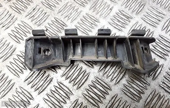 KIA Ceed Front bumper mounting bracket 865181h000