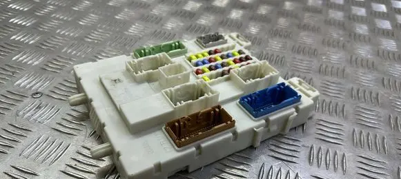 Ford Kuga II Fuse box set DV6T14A073FK 517605F15 9640059129