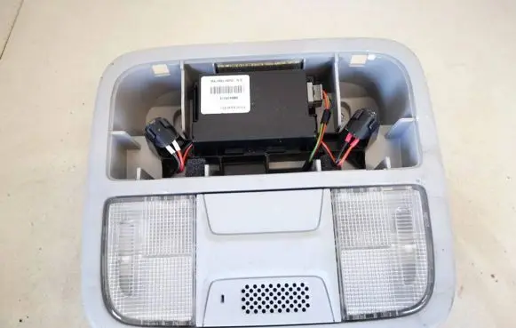 Honda CR-V Front seat light 37130swwe011m1 37130-sww-e011-m1