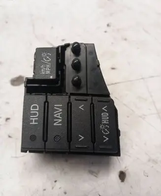 Toyota Prius (XW30) A set of switches C0423