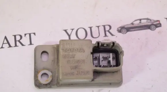 Lexus RX 330 - 350 - 400H Light washer relay 8594248010