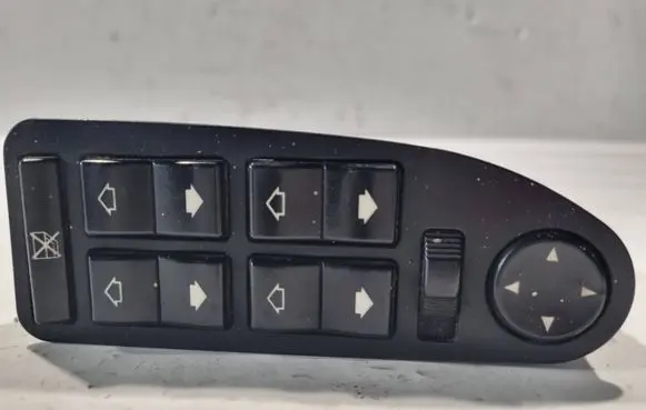 BMW 5 E39 Electric window control switch 6904306 9923 394876